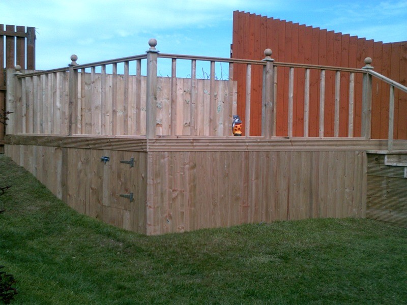 New Decking & fence constructed by HMC Joiners, Builders, Fencing and Decking Services, Belfast, Northern Ireland